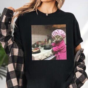 Funny Housewife Cat T-Shirt, Vintage Kitty Meme Shirt, Cat Lover Gift